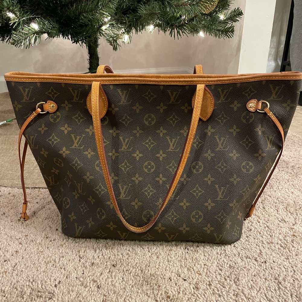 Louis Vuitton Neverfull MM